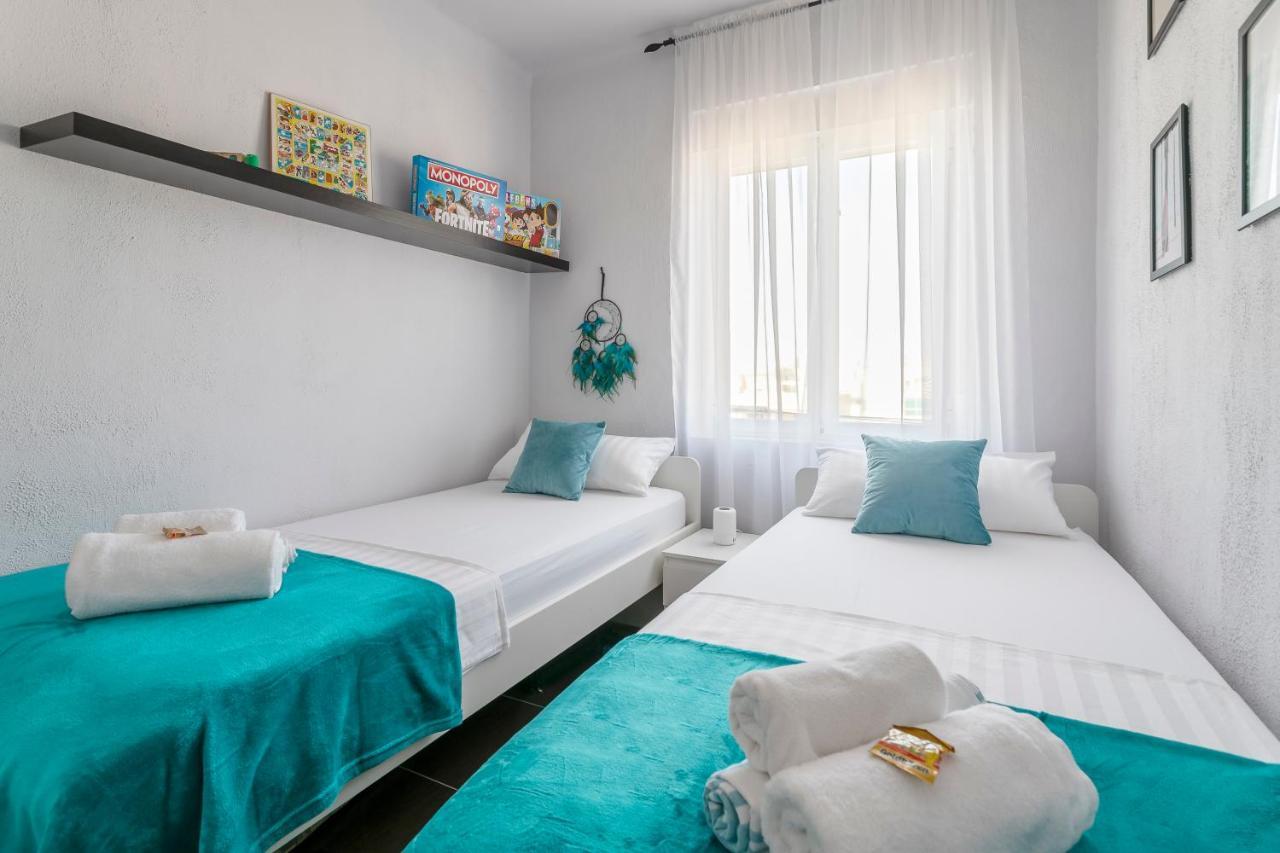 ✩Direct Beach Location ✩ Familyfriendly ✩ Netflix Santa Pola Exteriör bild